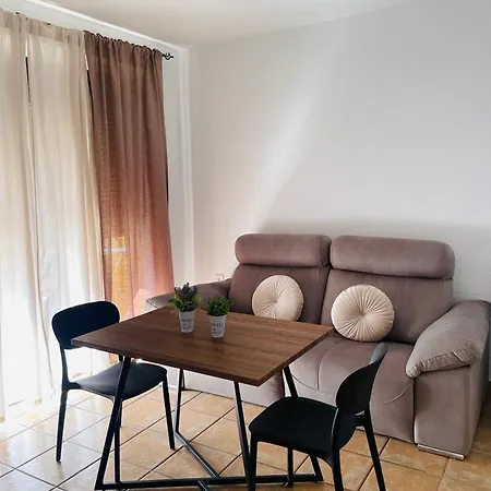 Dona Berenguela 16 * Cordoba